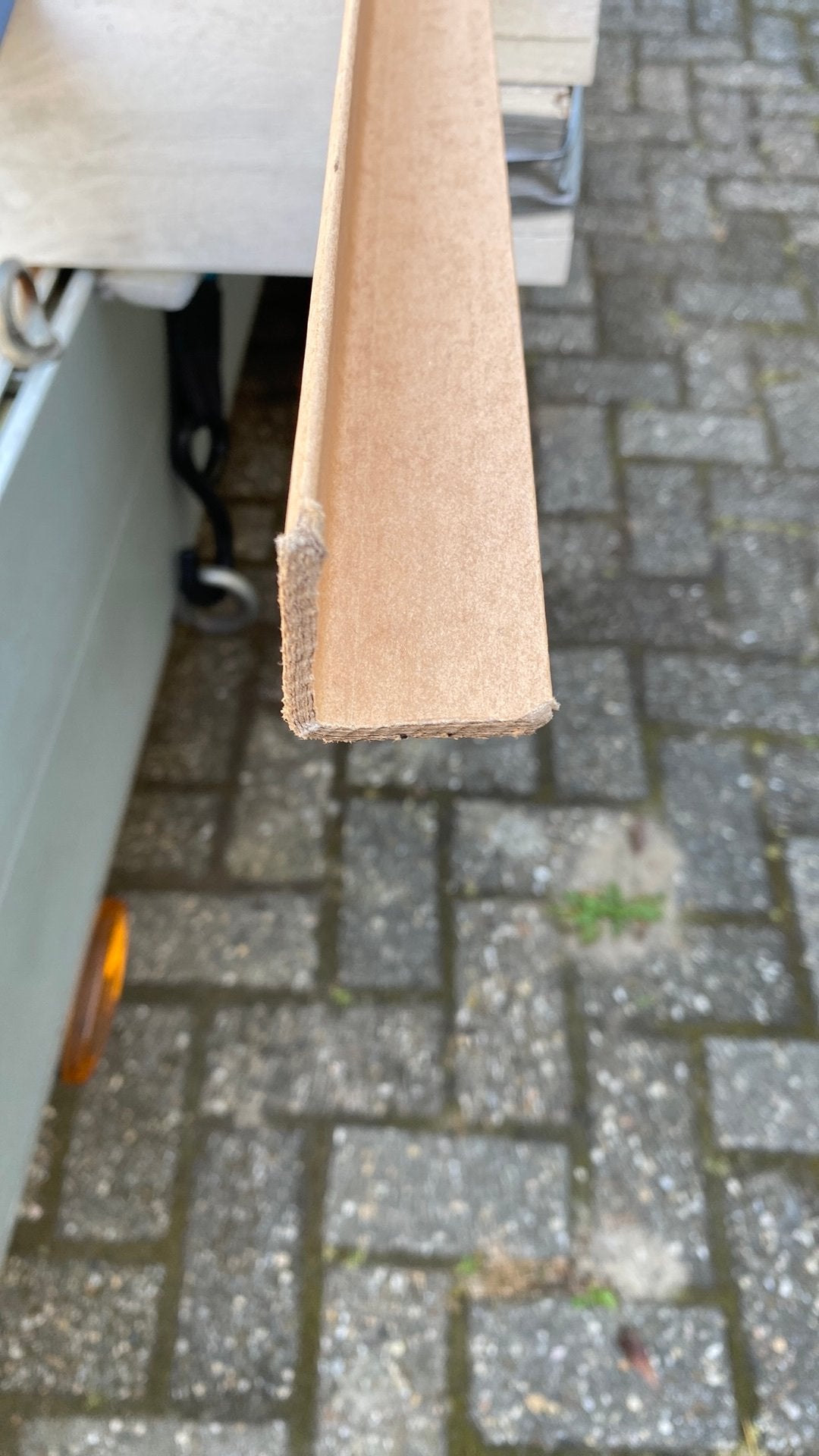 Kartonnen hoekstrip 3.5 x3,5 x 240, Doe-het-zelf en Verbouw, Kratten en Dozen, Ophalen, 100 cm of meer, Overige typen, Minder dan 40 cm