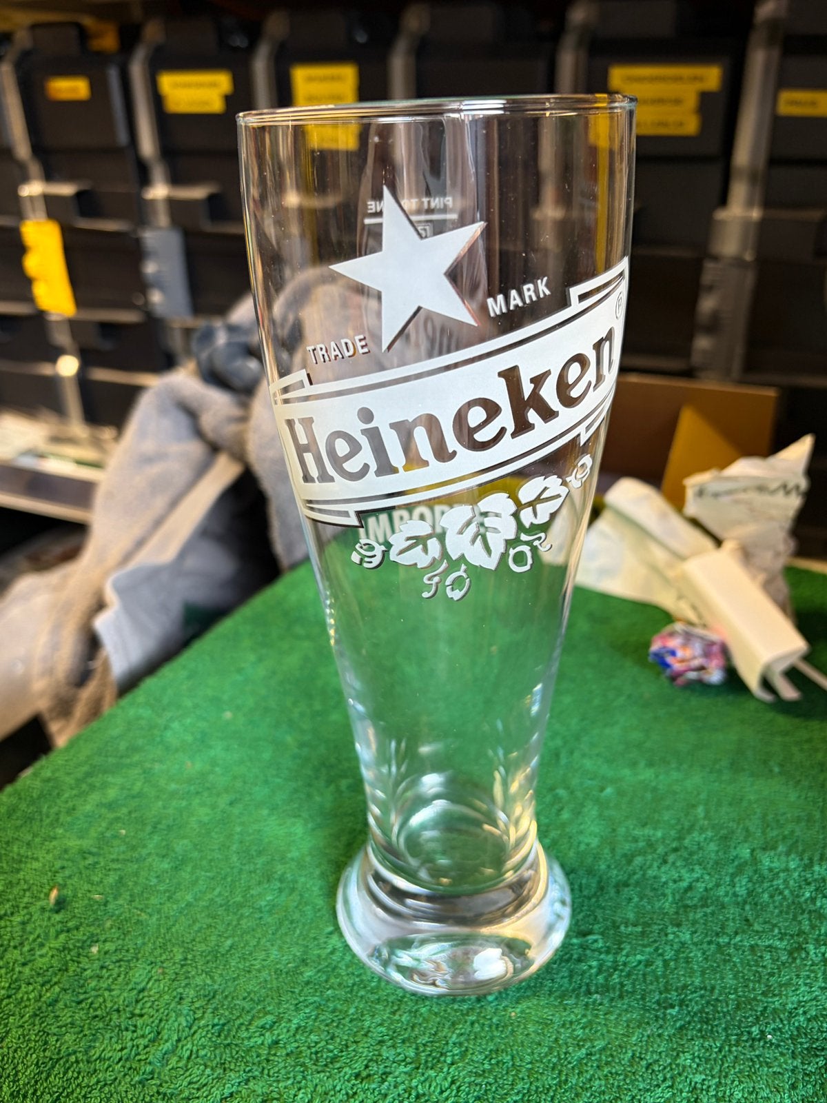 Mooi gaaf groot engels Heineken glas (pint), Ophalen of Verzenden, Nieuw, Glas of Glazen, Heineken