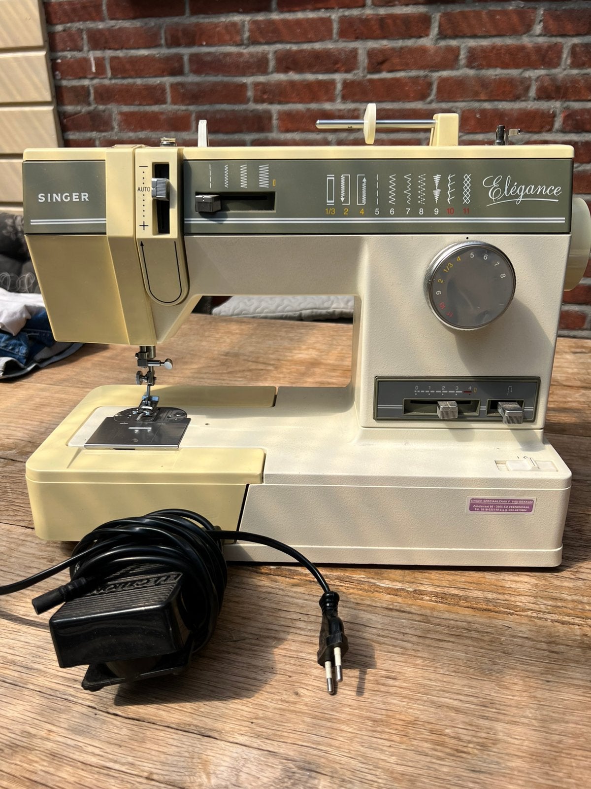 Naaimachine Singer Elégance, heeft onderhoud nodig., Ophalen, Gebruikt, Naaimachine, Singer