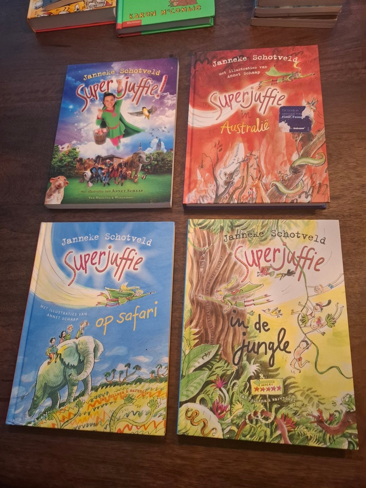 Janneke Schotveld Superjuffie boeken (4 stuks), Ophalen of Verzenden, Zo goed als nieuw, Fictie algemeen