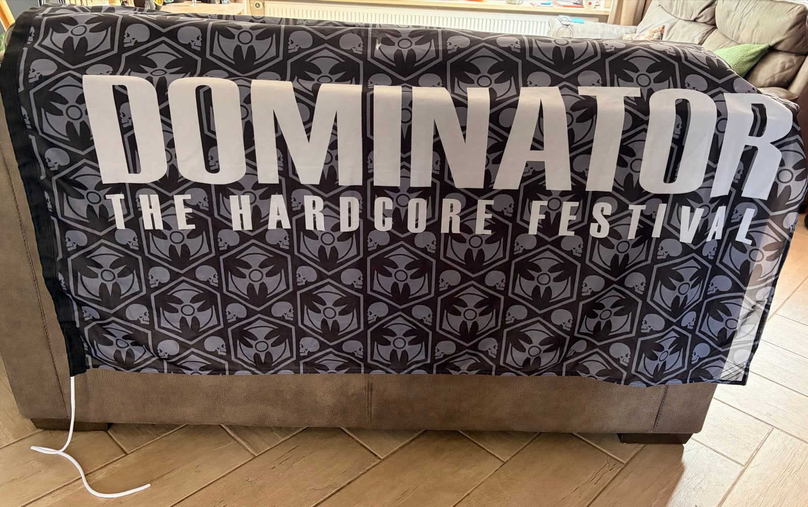 Dominator vlag, Ophalen of Verzenden, Zo goed als nieuw