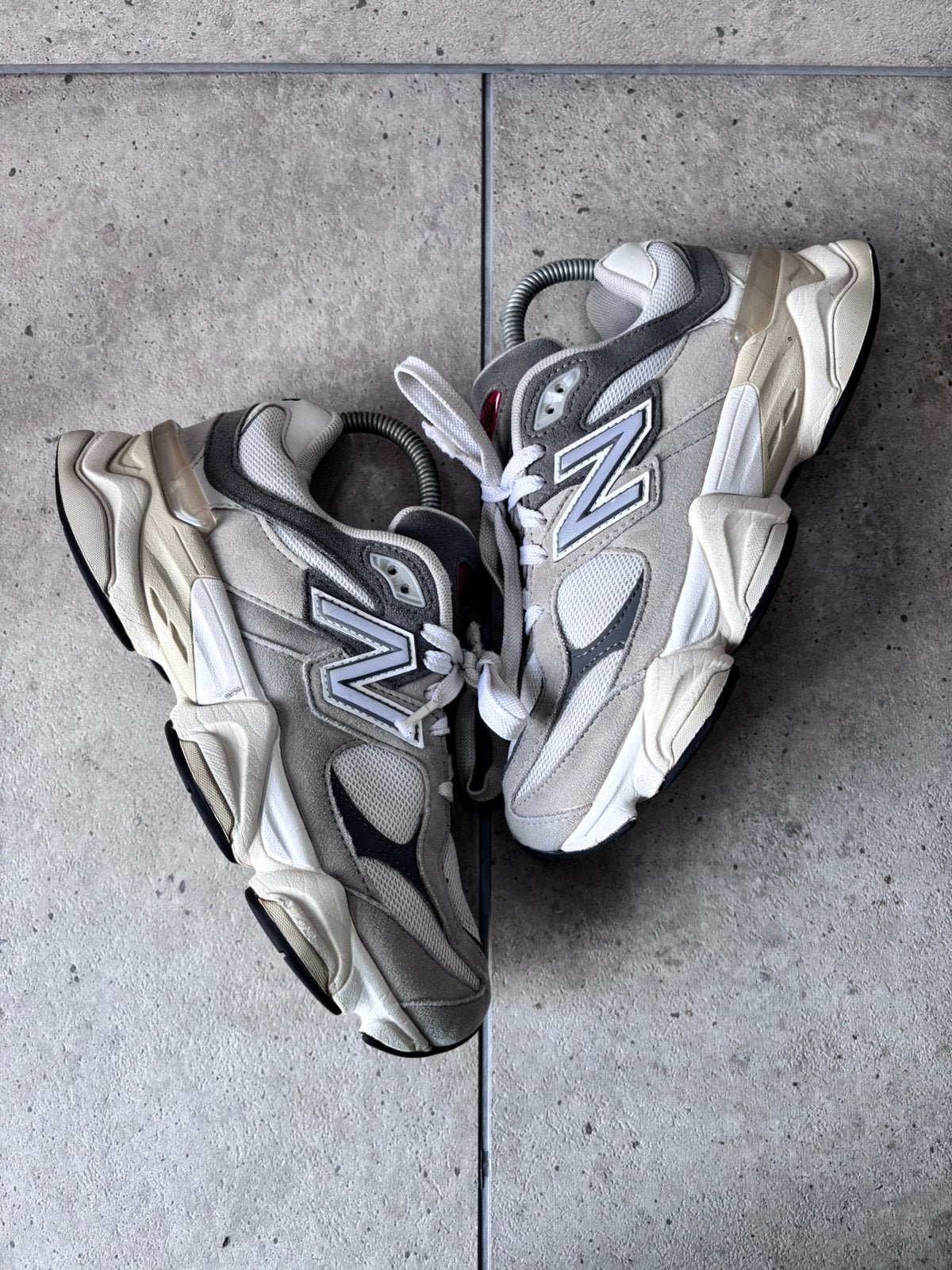 New Balance 9060 Rain Cloud Grey 38.5 UITVERKOOP!, Ophalen of Verzenden, Zo goed als nieuw, Grijs, Sneakers of Gympen