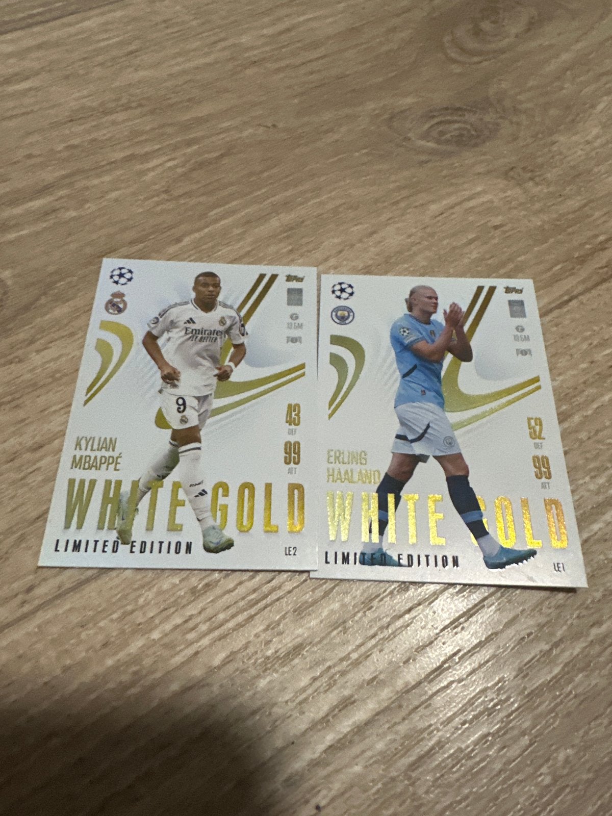 Kylian Mbappé & Erling Haaland White Gold Limited Edition, Ophalen of Verzenden, Zo goed als nieuw, Buitenlandse clubs, Spelerskaart