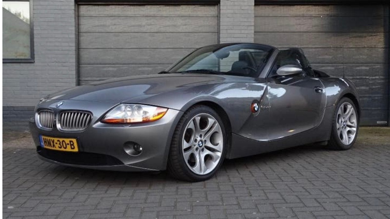 BMW 2006 Grijs, Automaat, Achterwielaandrijving, Zwart, Cabriolet