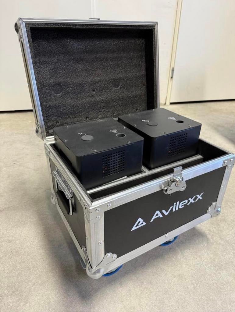 2x Avilexx Sparkus 1 - met flightcase, Muziek en Instrumenten, Effecten, Ophalen of Verzenden, Zo goed als nieuw