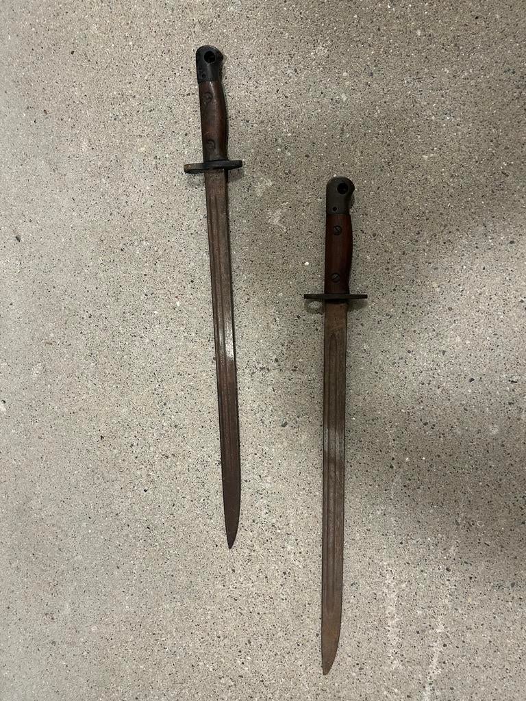 Bajonetten Lee Enfield geweer 2e wereldoorlog, Ophalen, Landmacht, Engeland, Mes of Dolk