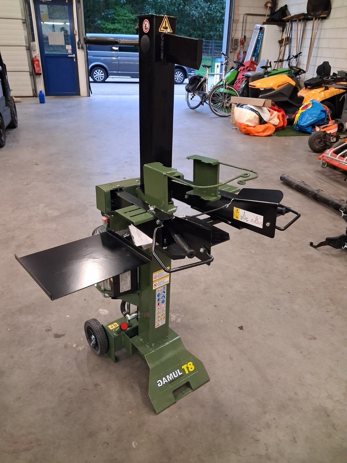 Lumag  T8 Houtklover - Elektrisch, nieuw, Ophalen of Verzenden, Nieuw, Elektrisch, Staand