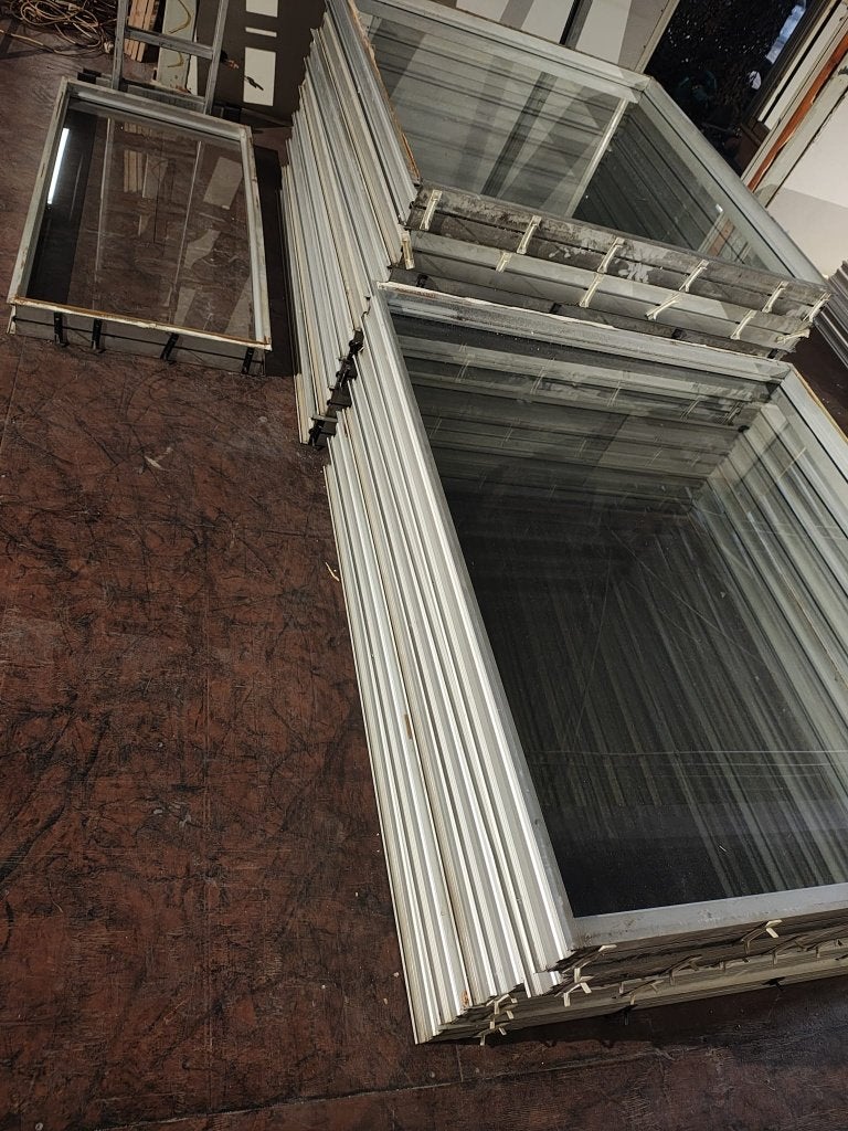 raamkozijnen, Doe-het-zelf en Verbouw, Kozijnen en Schuifpuien, Gebruikt, Raamkozijn, Aluminium, Inclusief glas