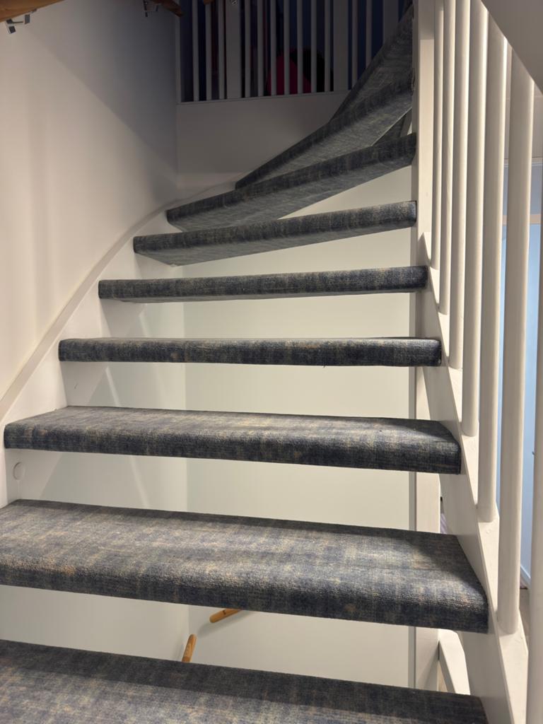 Gezocht trapstofferder, Ophalen, Rond, 50 tot 100 cm, Nieuw