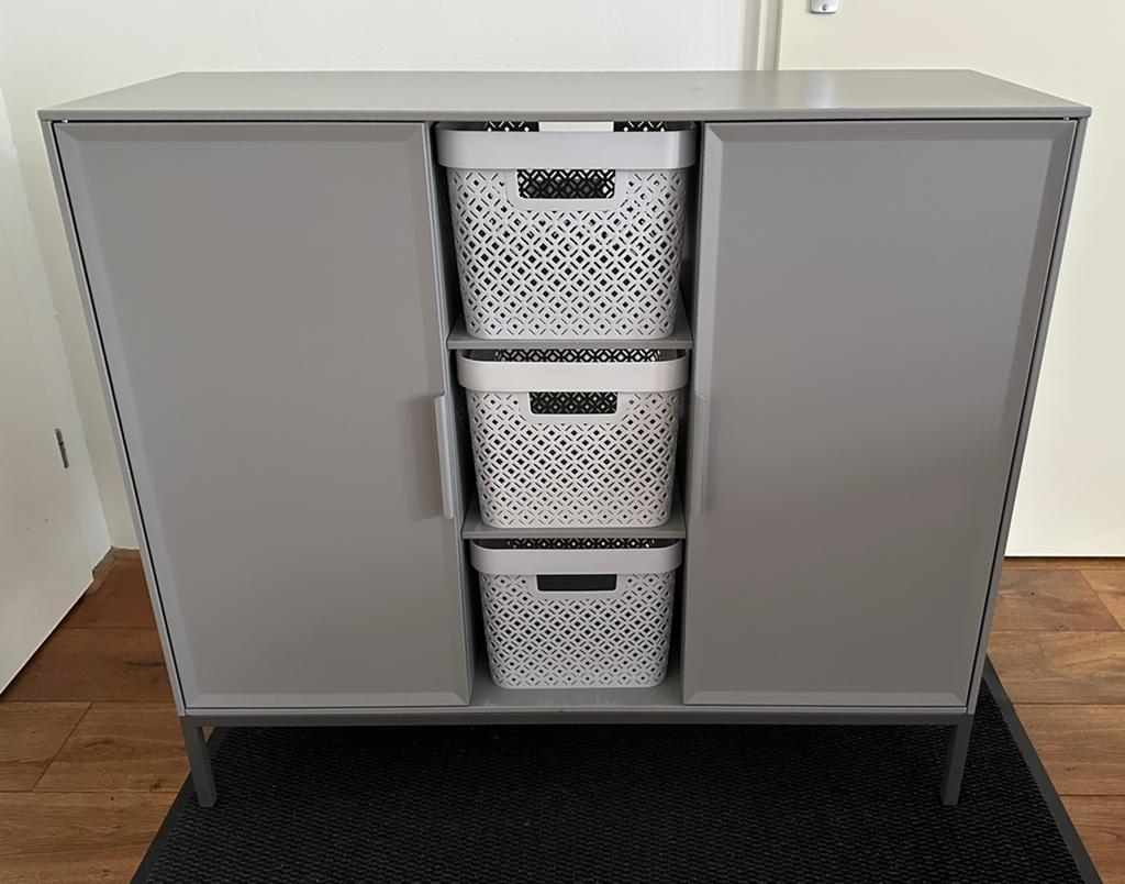 Ikea Tullstorp dressoir (incl manden), Ophalen, Met deur(en), 50 tot 100 cm, Zo goed als nieuw