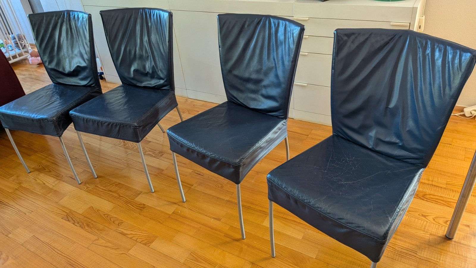 4 donkerblauwe Montis Spica stoelen, Ophalen, Gebruikt, Blauw, Vier