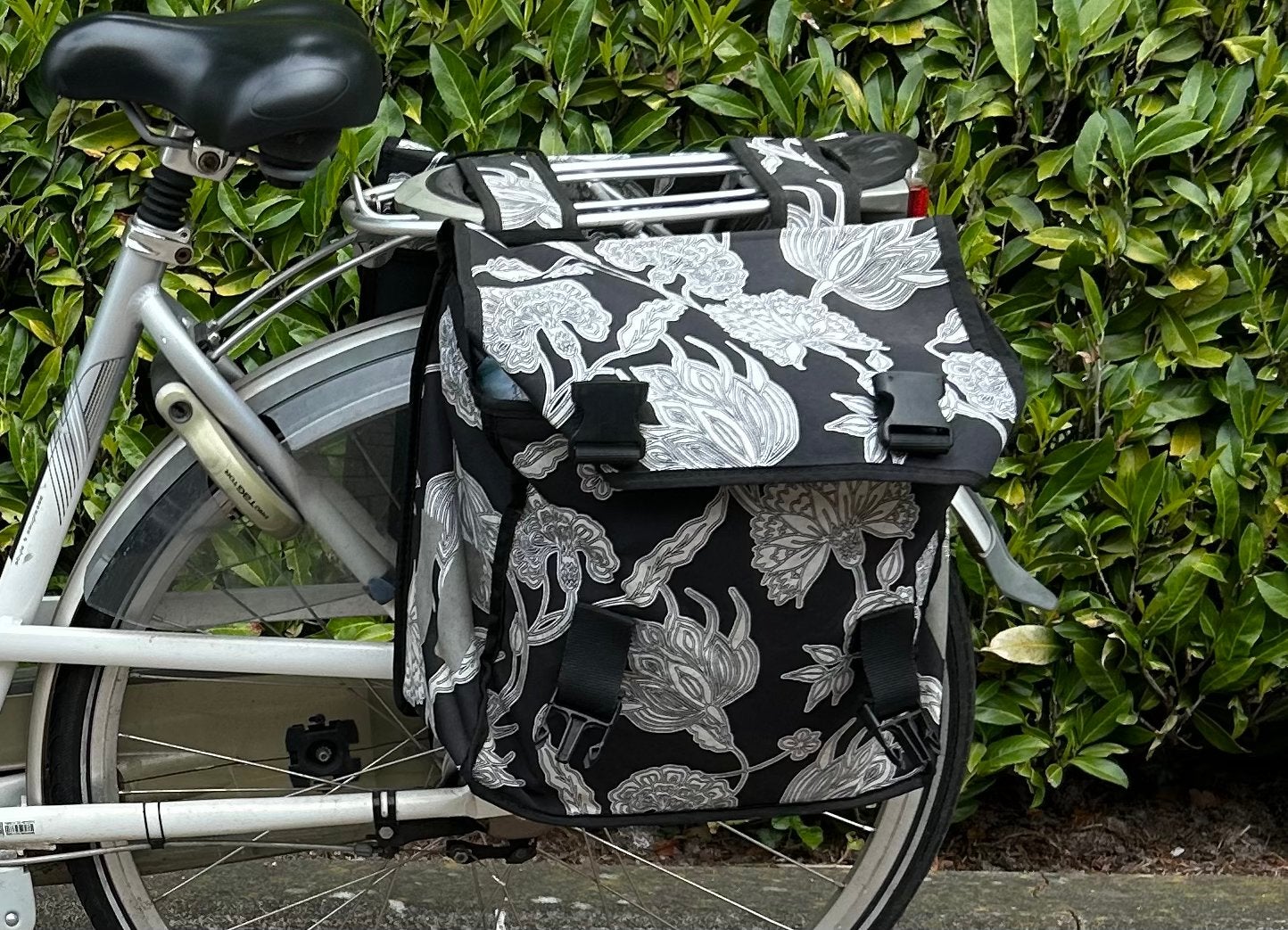 BASIL dubbele fietstas, Ophalen, Gebruikt