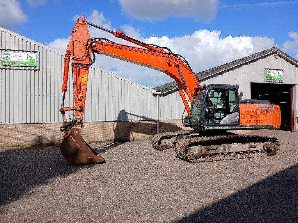 Hitachi ZX250LC-5B, Zakelijke goederen, Machines en Bouw | Kranen en Graafmachines, Ophalen of Verzenden, Graafmachine