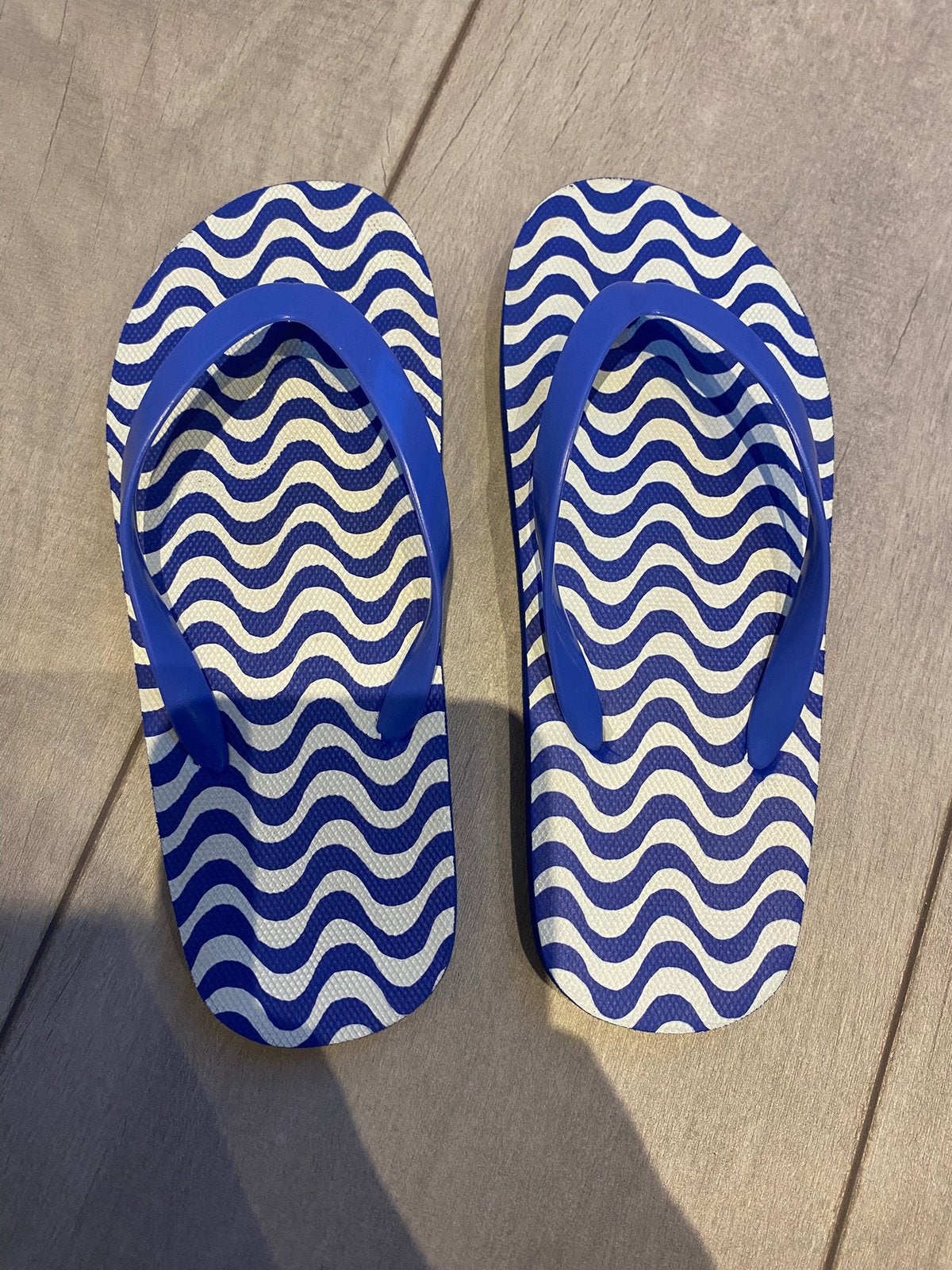 Hema slippers blauw/wit maat 30/31 nog echt nieuwstaat., Ophalen of Verzenden, Zo goed als nieuw, 104 of kleiner, Muts