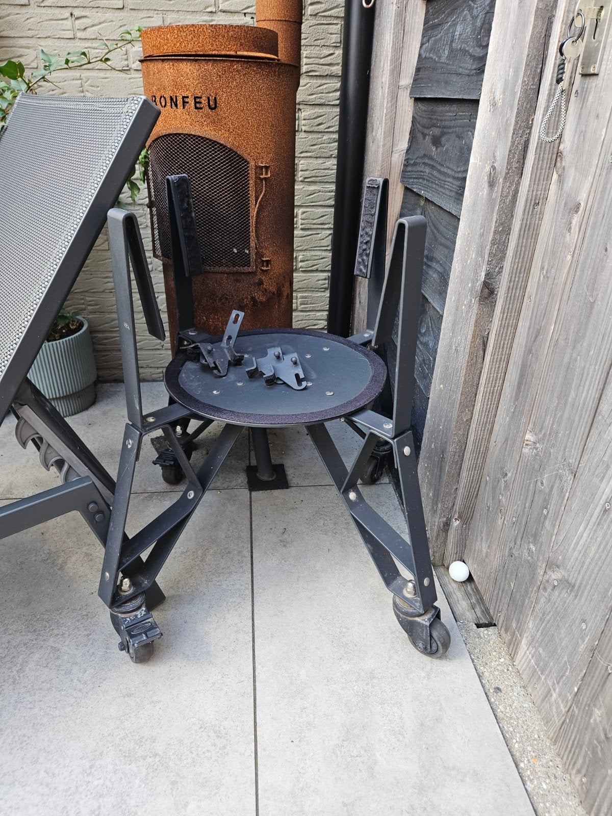 Onderstel Bastard Large kamado, Ophalen, Gebruikt, The Bastard