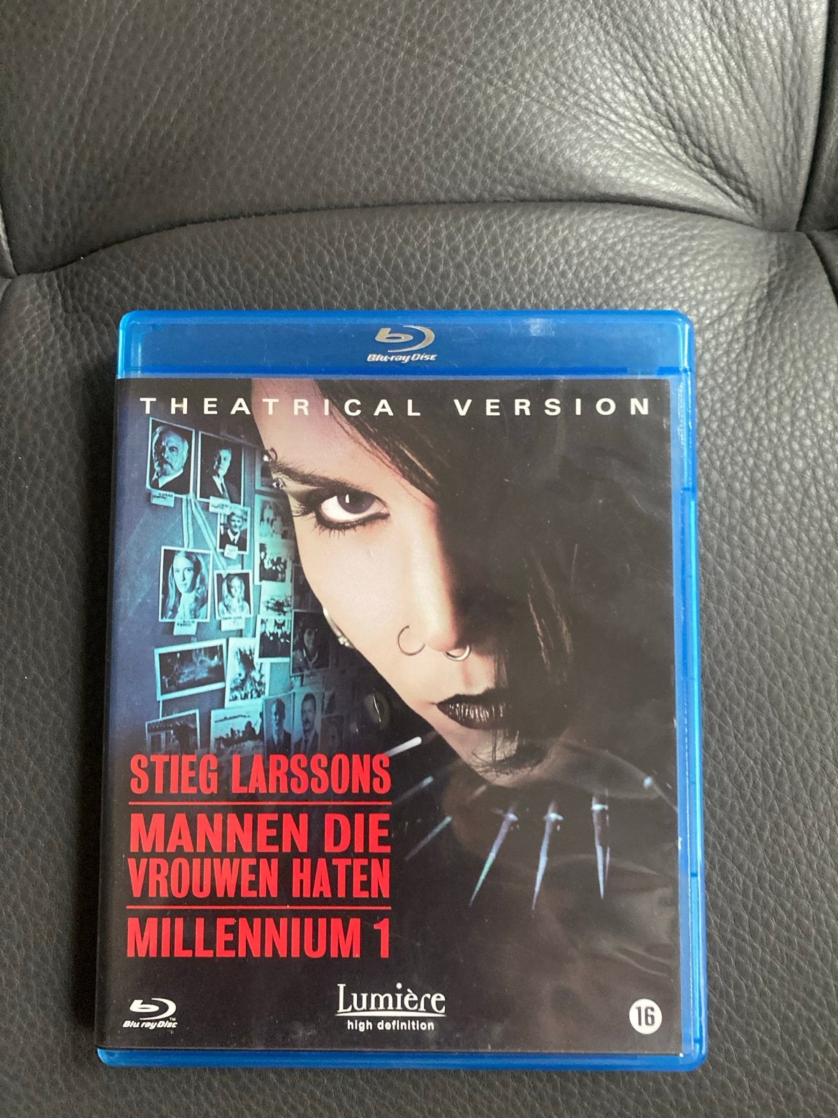 Stieg Larssons Mannen die Vrouwen Haten - Millennium 1 Blu-r, Cd's en Dvd's, Ophalen of Verzenden, Zo goed als nieuw, Thrillers en Misdaad