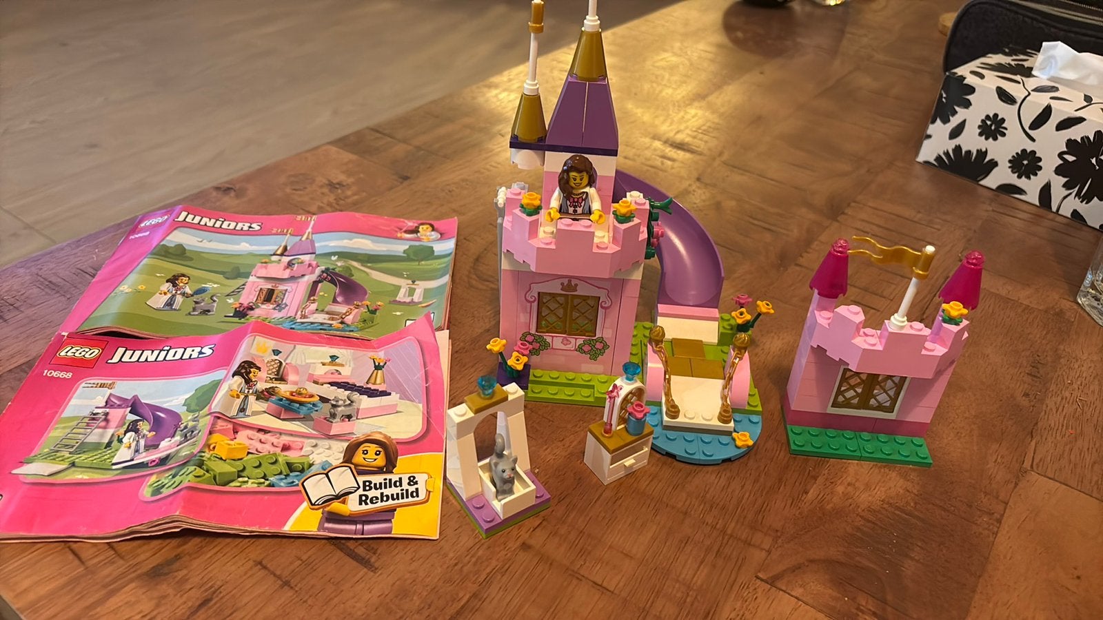 Lego juniors 10668 Prinses speelkasteel, Overige thema's, Lego, Ophalen of Verzenden, Zo goed als nieuw
