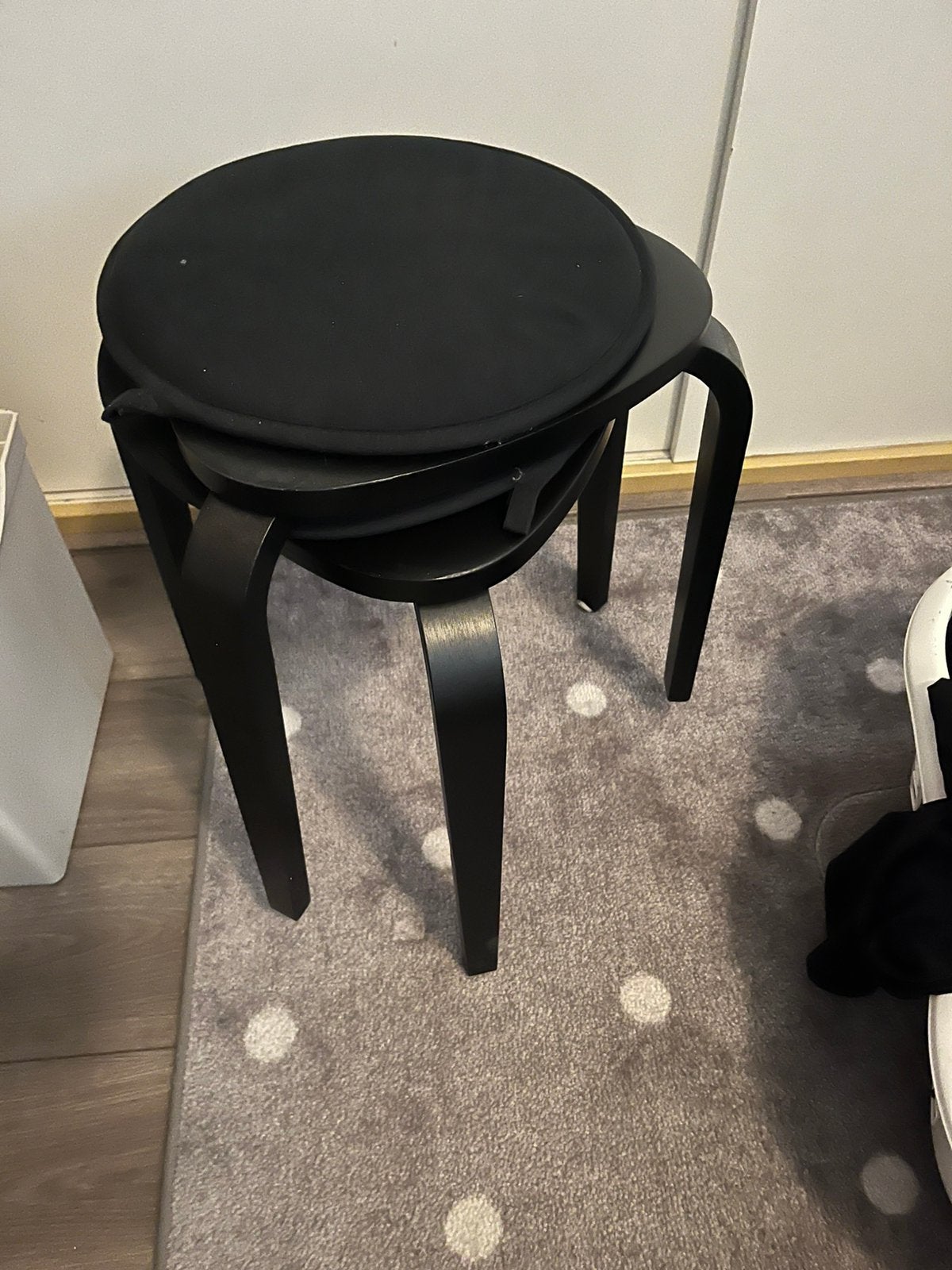 Ikea krukjes 2x met kussentje, Ophalen, Zo goed als nieuw, Hout