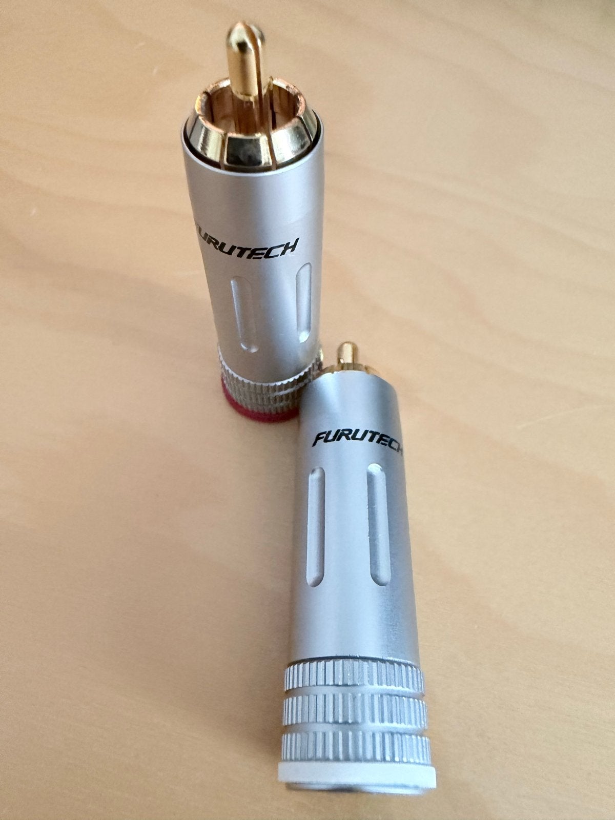 Furutech FP-160G RCA Connectoren - 10 stuks nieuw, Ophalen of Verzenden, Nieuw, Overige kabels