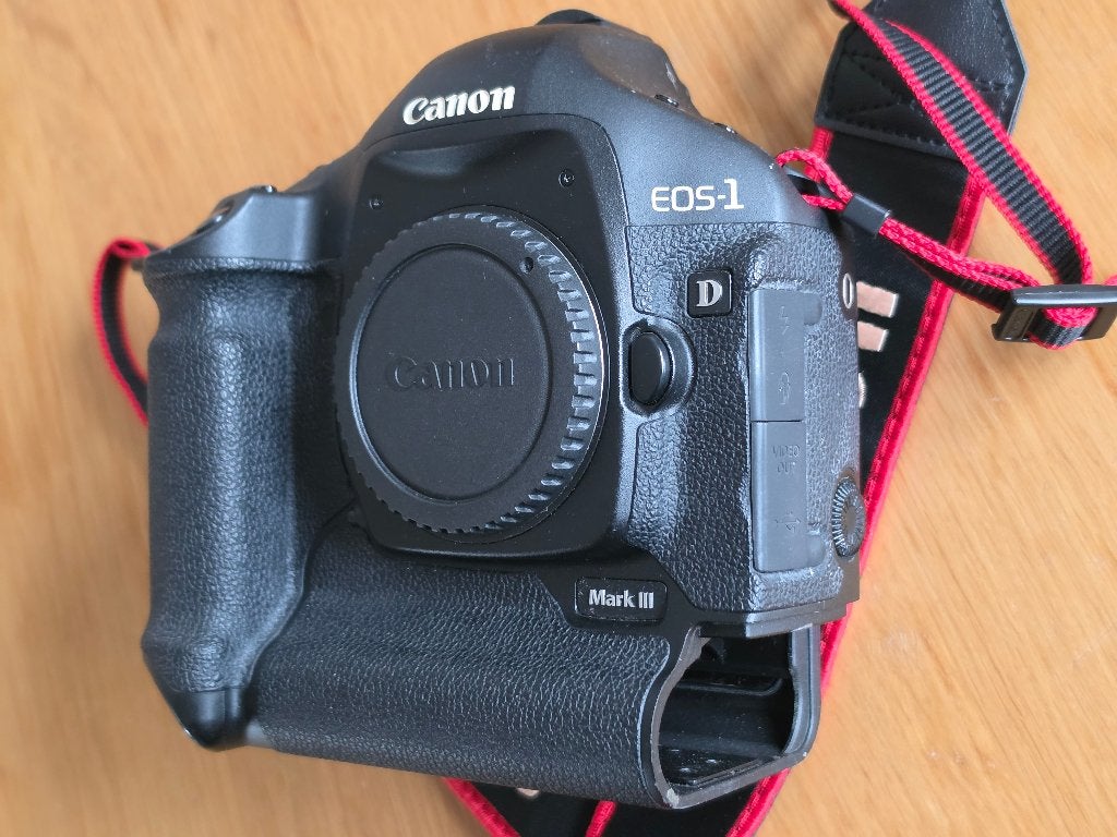 Foto 11 van Canon EOS-1D mark III