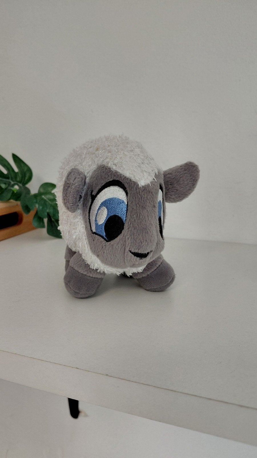 Neopets knuffel schaapje, Ophalen of Verzenden, Zo goed als nieuw, Overige typen