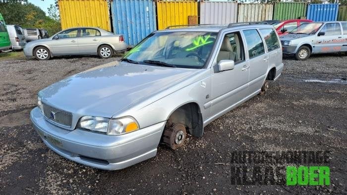 Voorbumper van een Volvo V70, Gebruikt, -, -, 6 maanden garantie