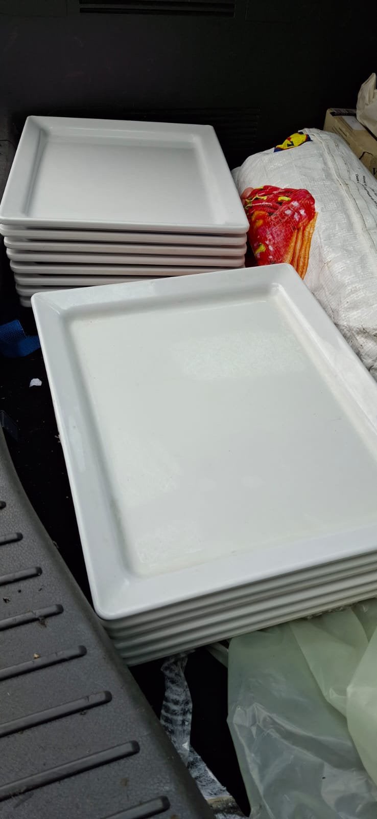 6x Witte melamine rechthoekige borden Truyts, Ophalen, Overige materialen, Zo goed als nieuw, Bord(en)