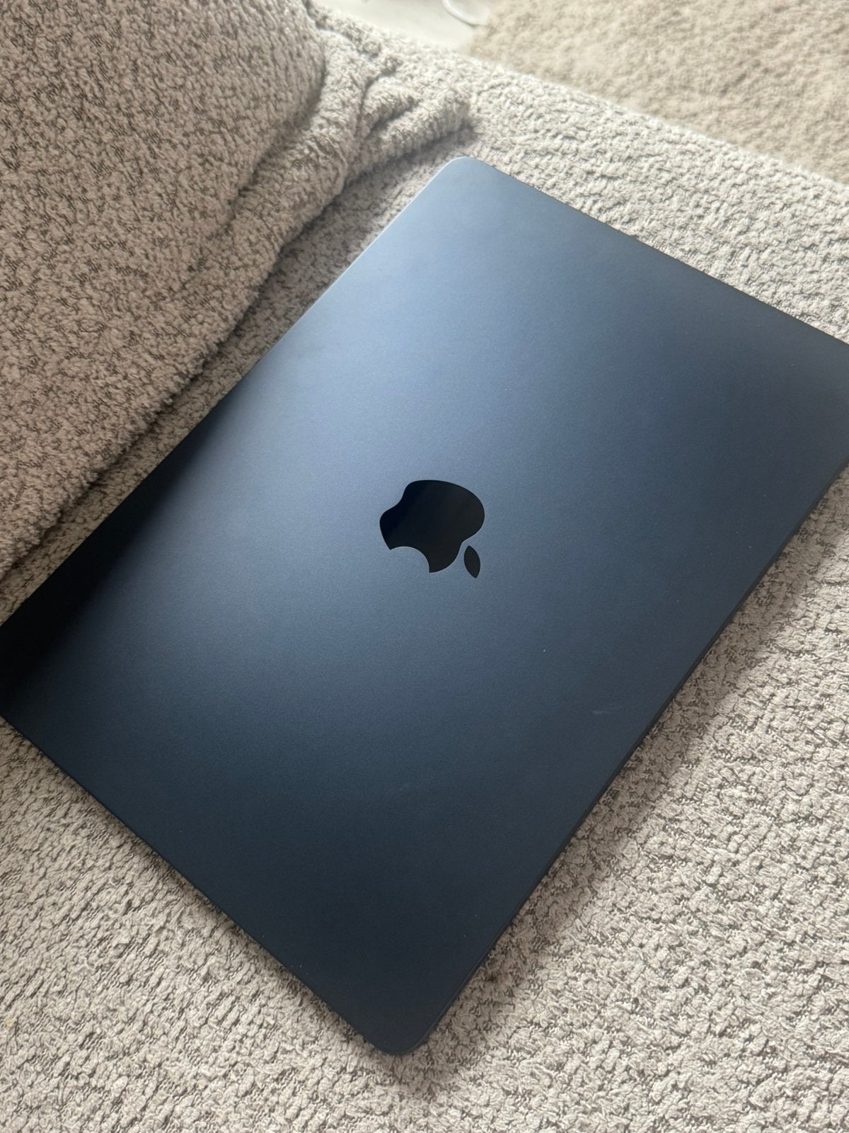 Macbook Air M2 (2022), 256 GB, Qwerty, 8 GB, 13 inch
