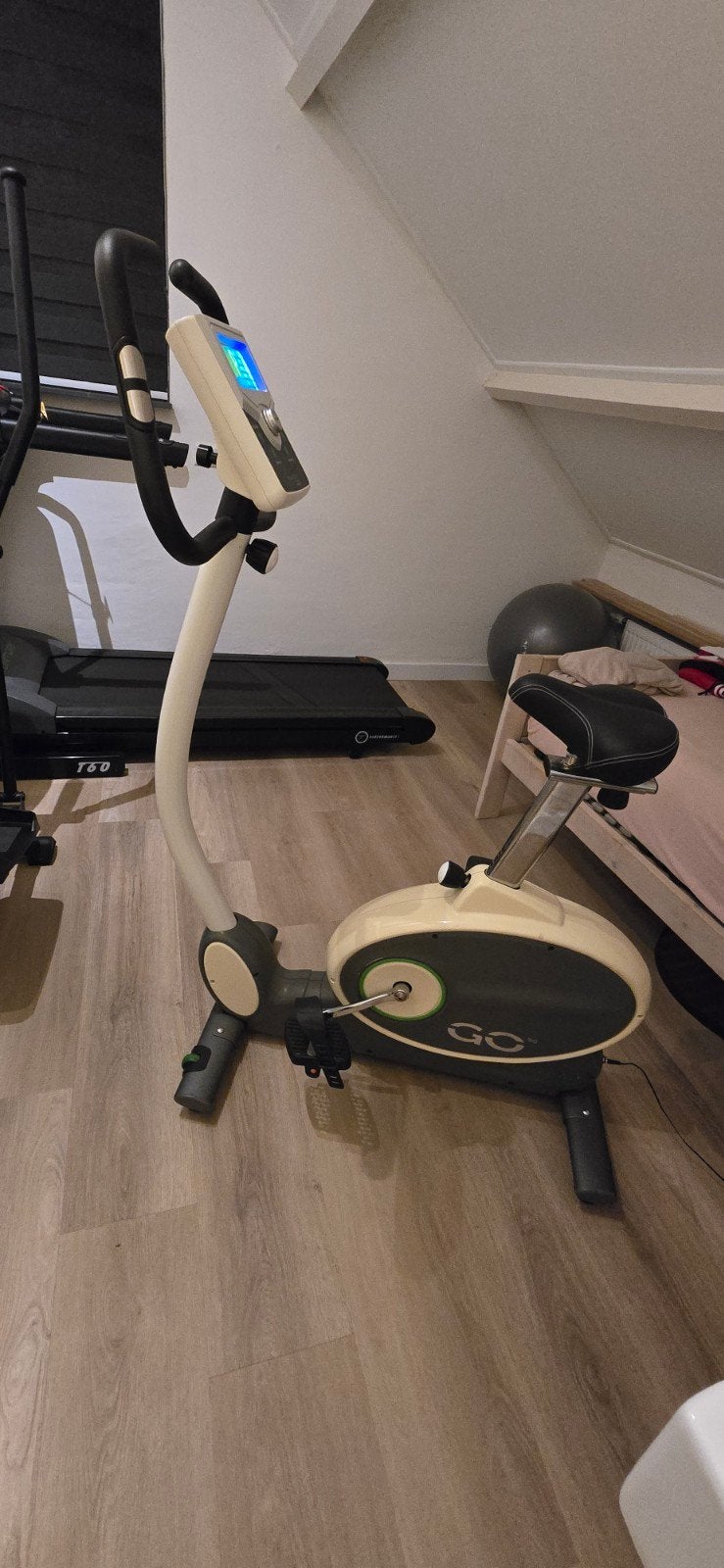 Nette hometrainer Tunturi go bike 50, Sport en Fitness, Fitnessapparatuur, Ophalen, Zo goed als nieuw, Hometrainer