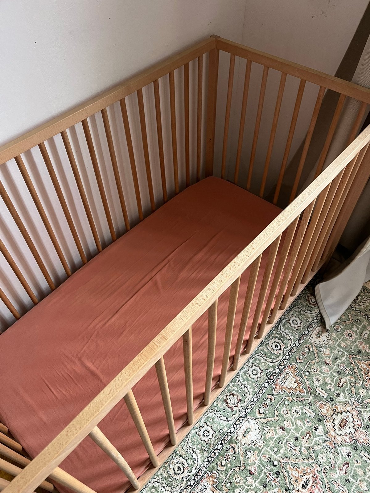 Ikea kinderbedjes met matras en hoeslakentjes, Kinderen en Baby's, Ophalen, Gebruikt, 70 tot 85 cm, 140 tot 160 cm