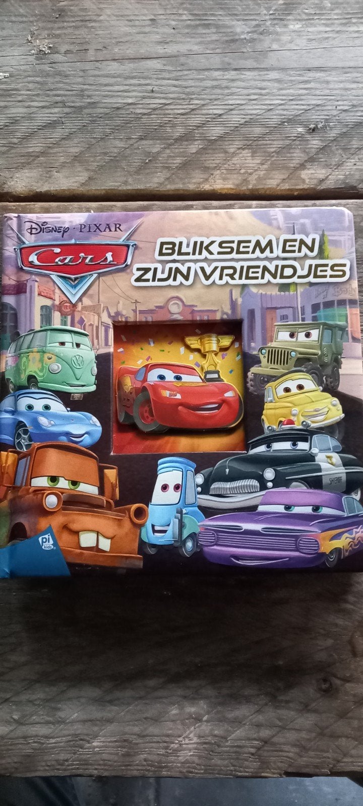 Disney Pixar Cars: Bliksem en zijn vriendjes, Ophalen of Verzenden, Gelezen, Disney Pixar, Fictie algemeen