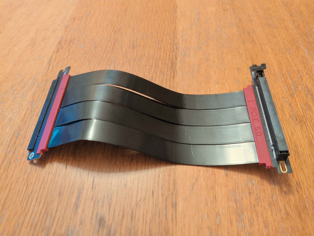 PCIE 5.0 Riser kabel 20cm LINKUP, Ophalen of Verzenden, Zo goed als nieuw