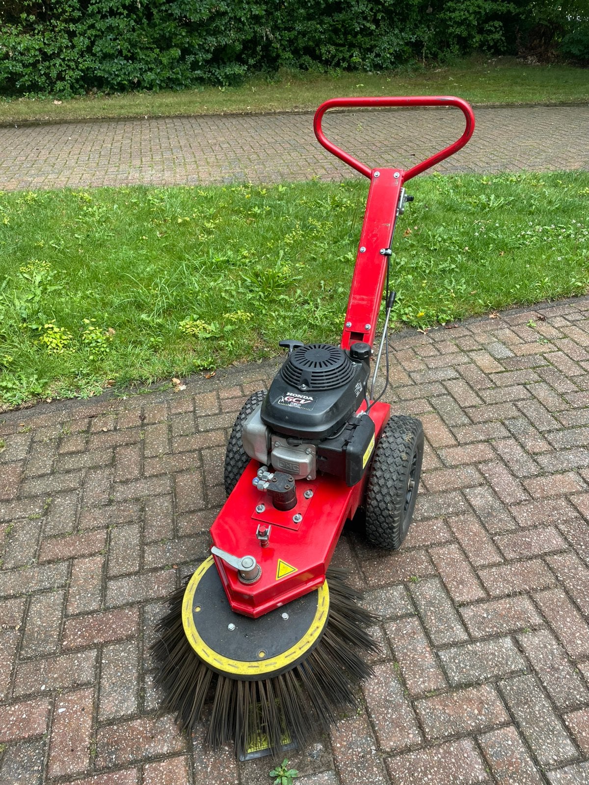 Gievema gs0700R onkruidborstel veegmachine, Ophalen, Zo goed als nieuw