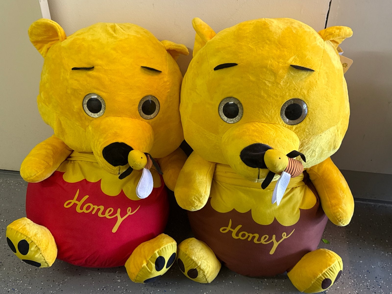 Grote Winnie de Poeh knuffels met honingpot en bij, Ophalen, Disney, Geel, Beer