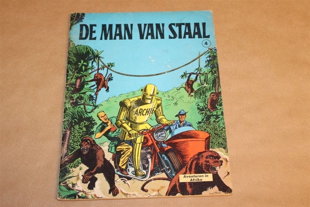 Archie de man van staal - Deel 4, Boeken, Stripboeken, Eén stripboek, Ophalen of Verzenden, Zo goed als nieuw