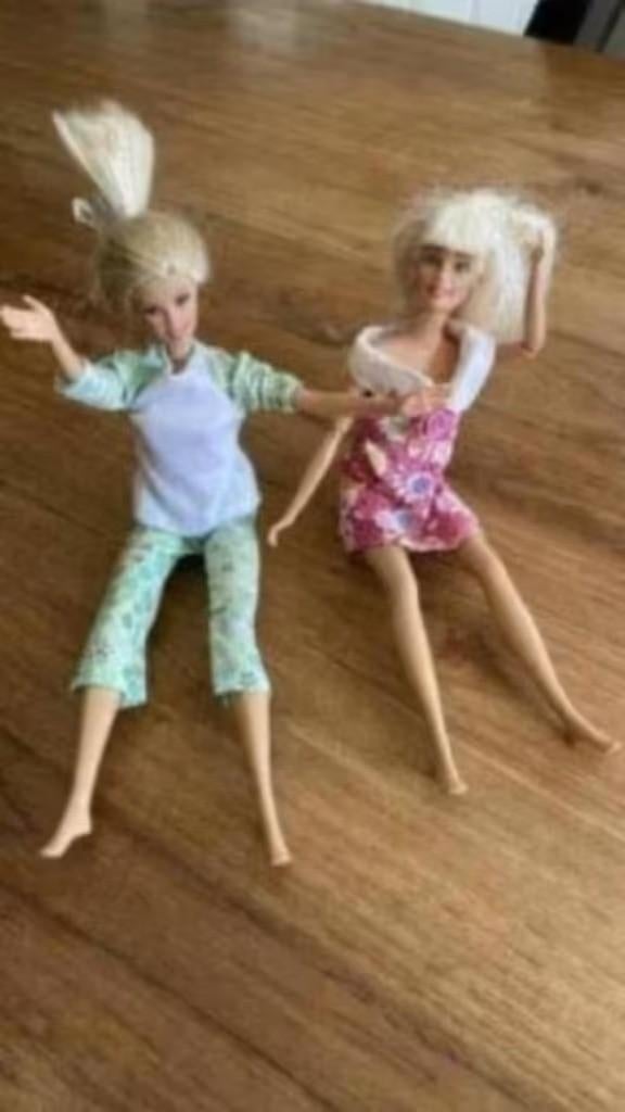 1 Barbie Mattel 1999 ( met de groene kleding)!, Ophalen of Verzenden, Zo goed als nieuw, Pop