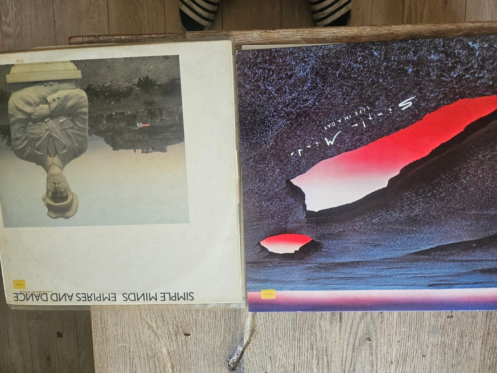 simple minds .life in a day en empires and dance, LP, Ophalen of Verzenden, 12 inch, Beschermende buitenhoes