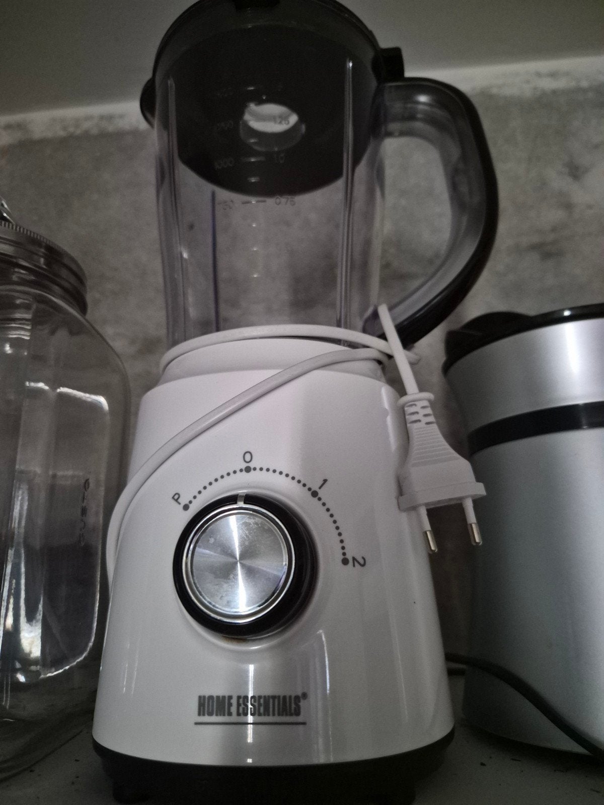 Home Essentials Blender - Wit met Zwart Deksel, Ophalen