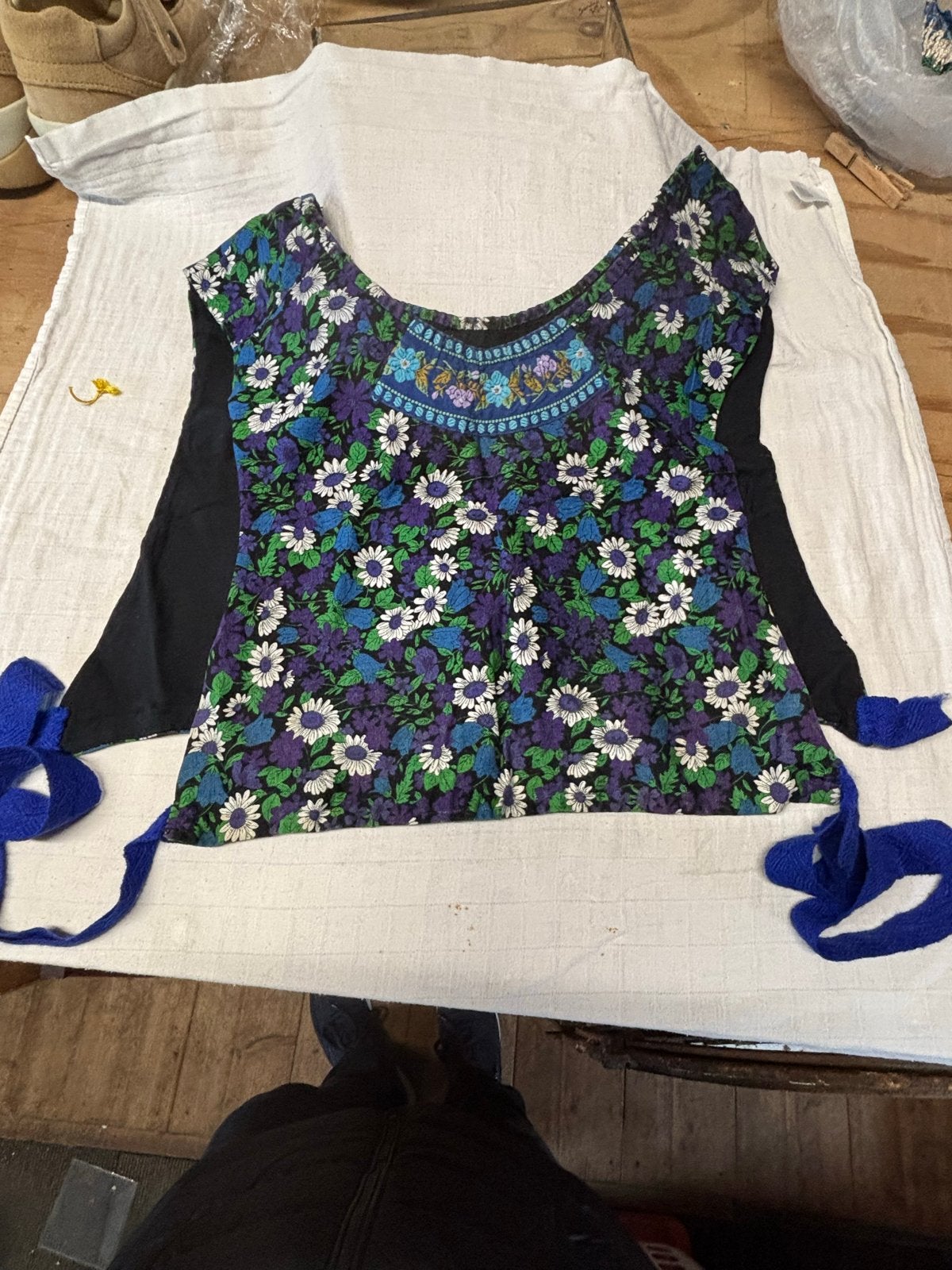 Staphorster kraplap voor klederdracht - Handgemaakt, Maat 38/40 (M), Ophalen of Verzenden, Kleding, Gedragen