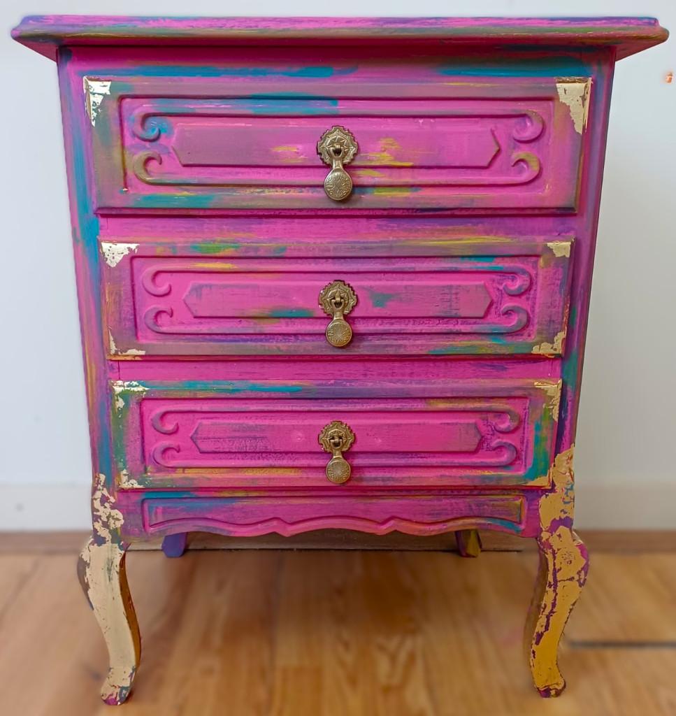Een artistieke ladekast roze, blauw, goud, paars, kastje, Kinderen en Baby's, Kinderkamer | Commodes en Kasten, Minder dan 90 cm