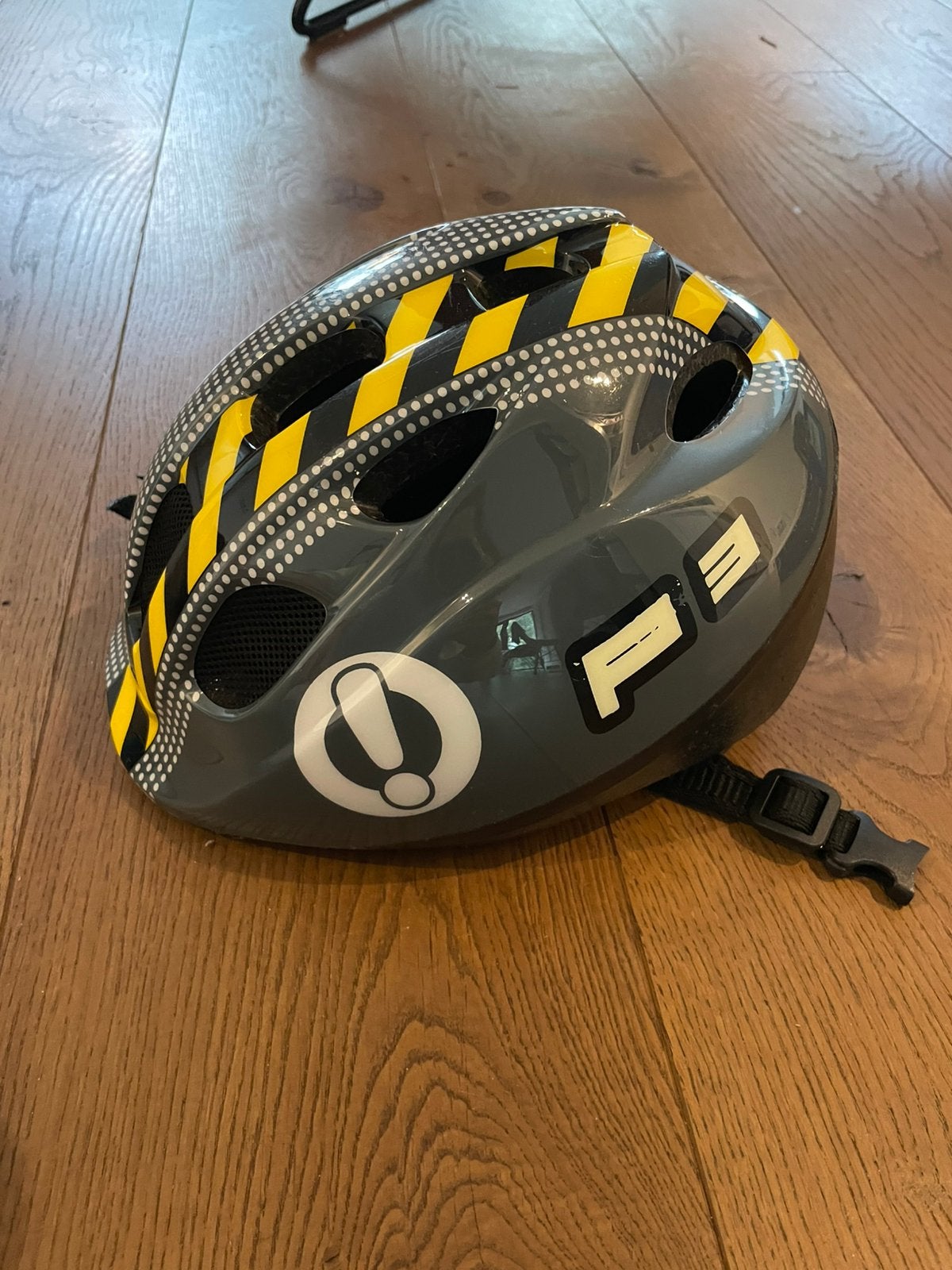 Kinder Fietshelm 52-56 cm, Ophalen of Verzenden, Zo goed als nieuw, Overige maten, Jongen of Meisje