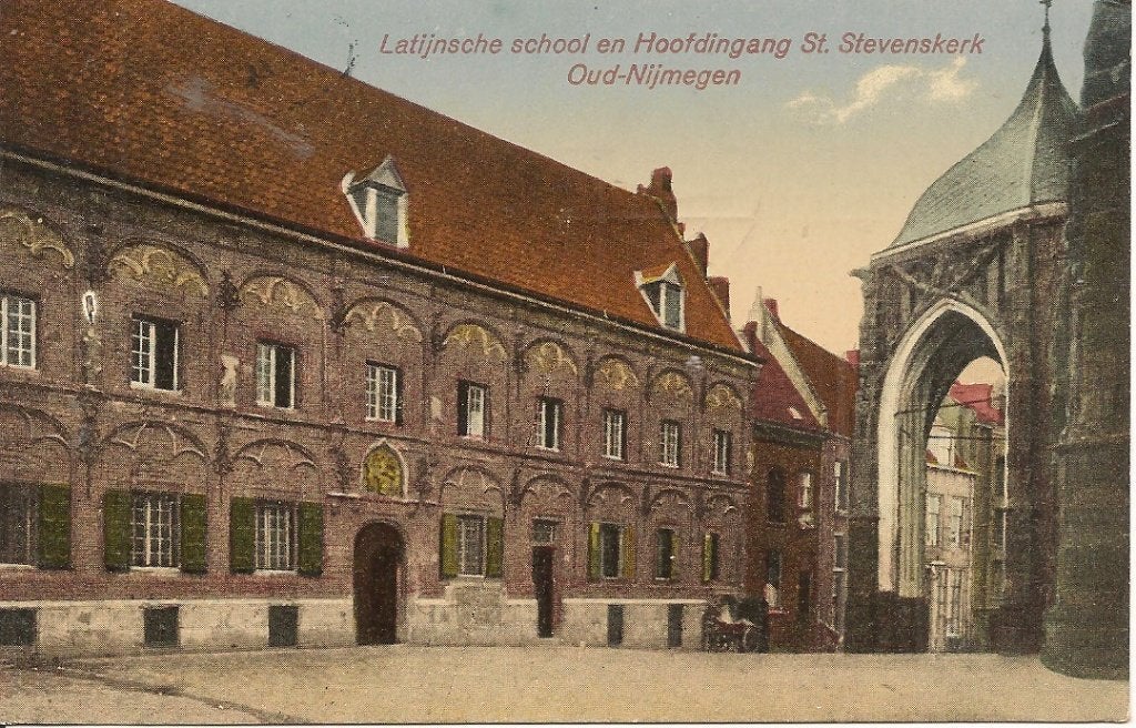 Latijnsche school en Hoofdingang St. Stevenskerk, Nijmegen, Ophalen of Verzenden, 1920 tot 1940, Gelopen, Gelderland