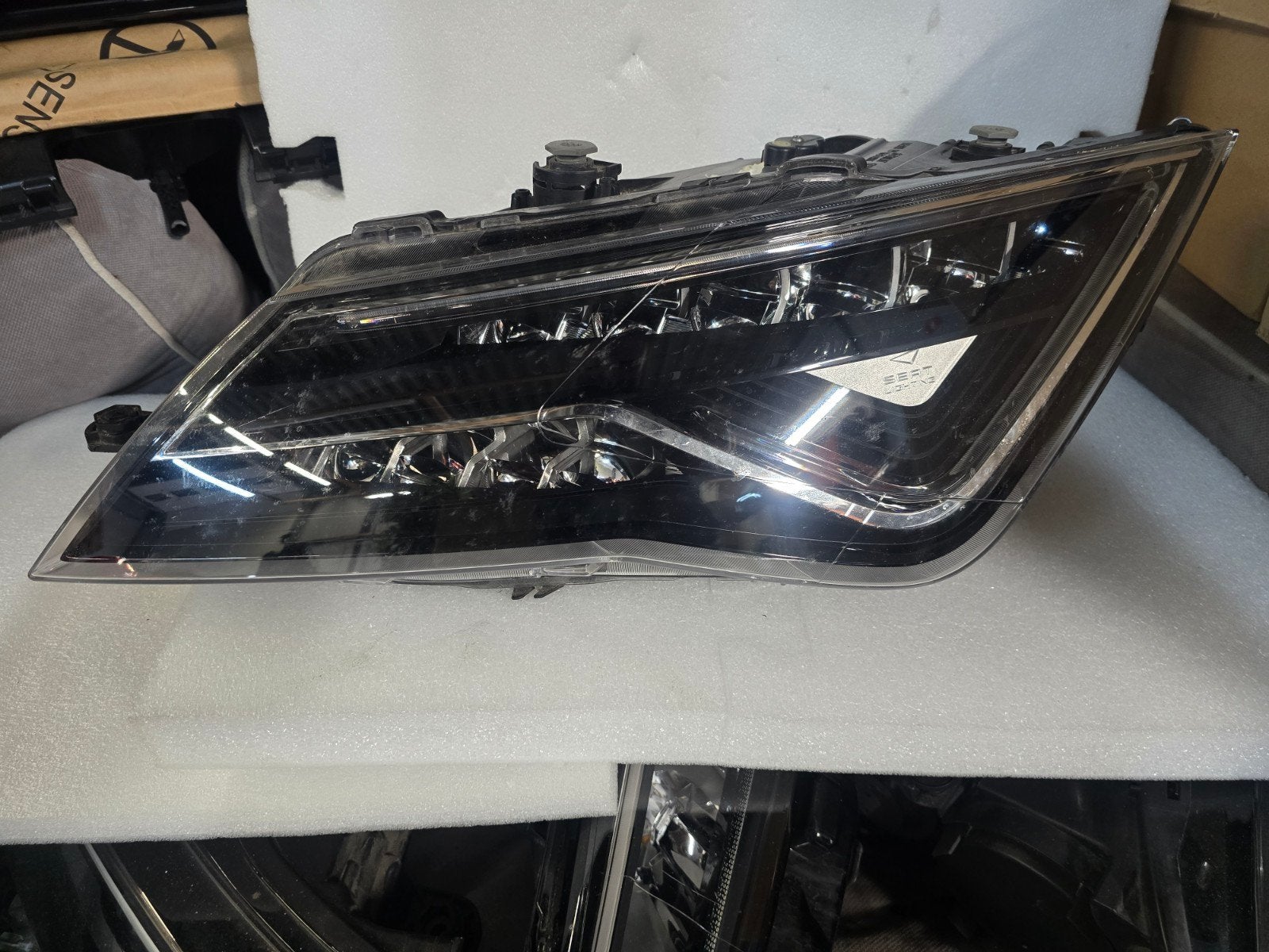 Koplamp Led links Seat Leon 5F facelift bj 2017-2020, Gebruikt, Martorell, Ophalen of Verzenden, Excellence