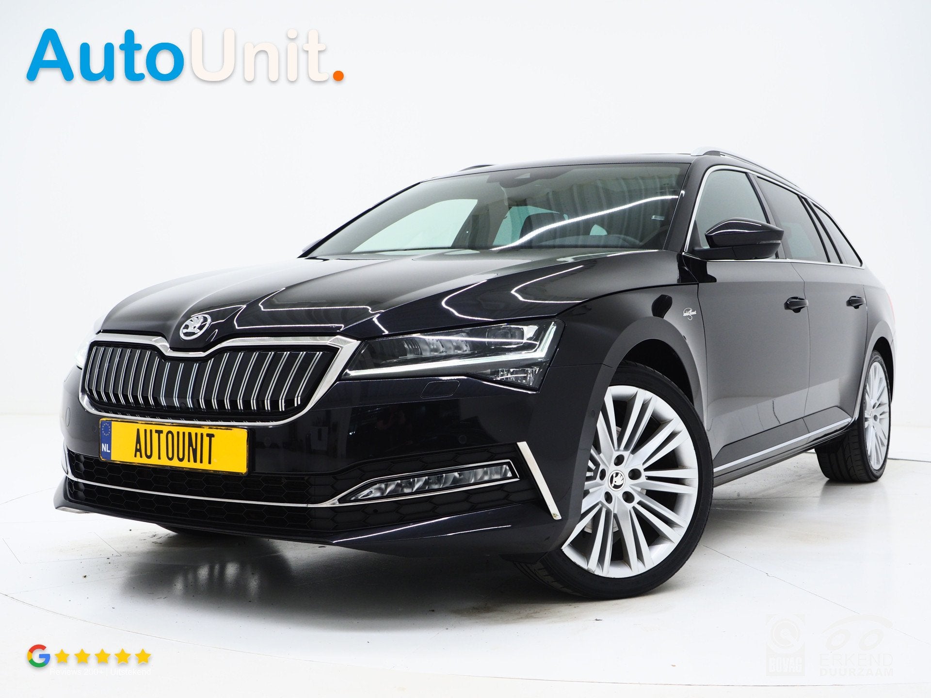 Skoda Superb Combi 1.4 TSI iV Laurin & Klement | Panoramadak, Auto's, Dealer onderhouden, Gebruikt, Zwart, 4 cilinders
