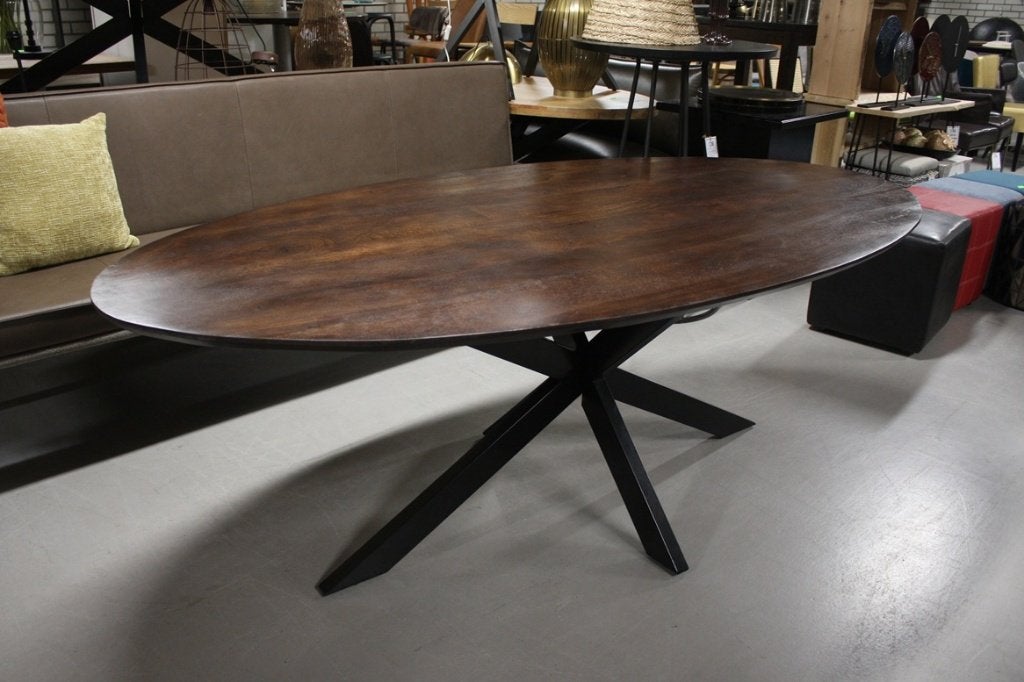 Sfeervolle ovale tafel eettafel metaal mangohout donkerbruin, Huis en Inrichting, Ophalen, 100 tot 150 cm, 200 cm of meer, Zo goed als nieuw