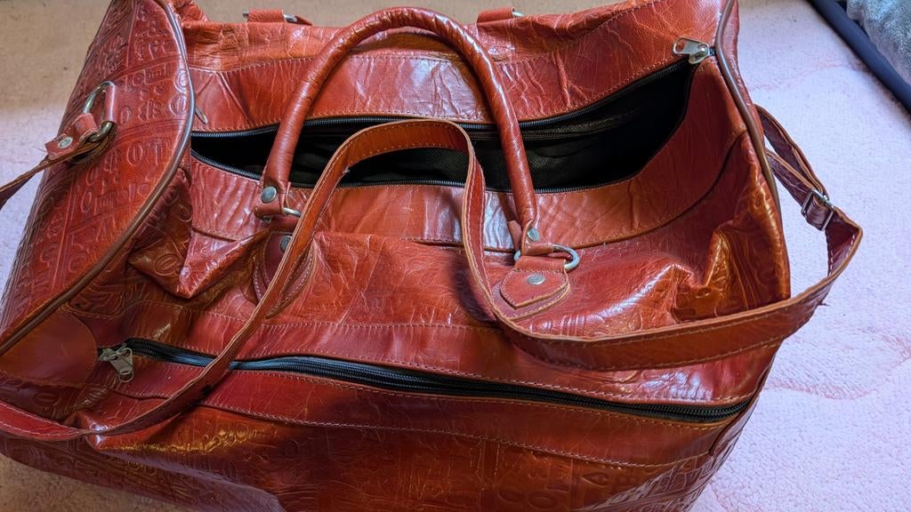 Vintage Leren Reistas - Ruim en Stijlvol, Gebruikt, 20 tot 30 cm, Ophalen of Verzenden, 60 tot 80 cm