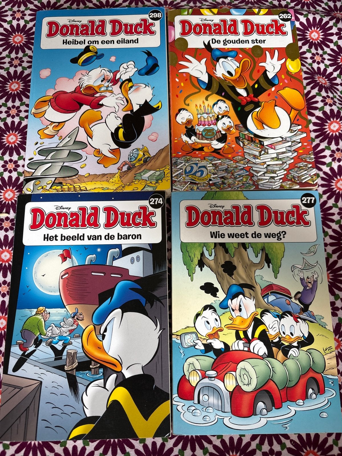 Donald Duck stripboeken - 4 stuks, Boeken, Meerdere stripboeken, Ophalen, Gelezen