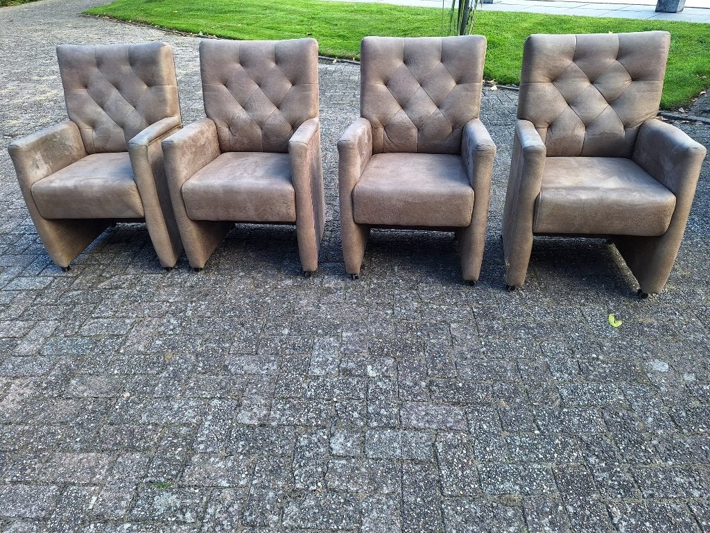 4 bruine / beige eetstoelen met wielen / stoelen, Huis en Inrichting, Overige materialen, Gebruikt, Bruin, Ophalen of Verzenden