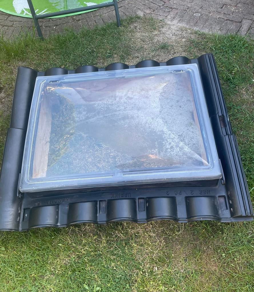 Dakraam, Ophalen, Zo goed als nieuw, Minder dan 80 cm, Dakraam