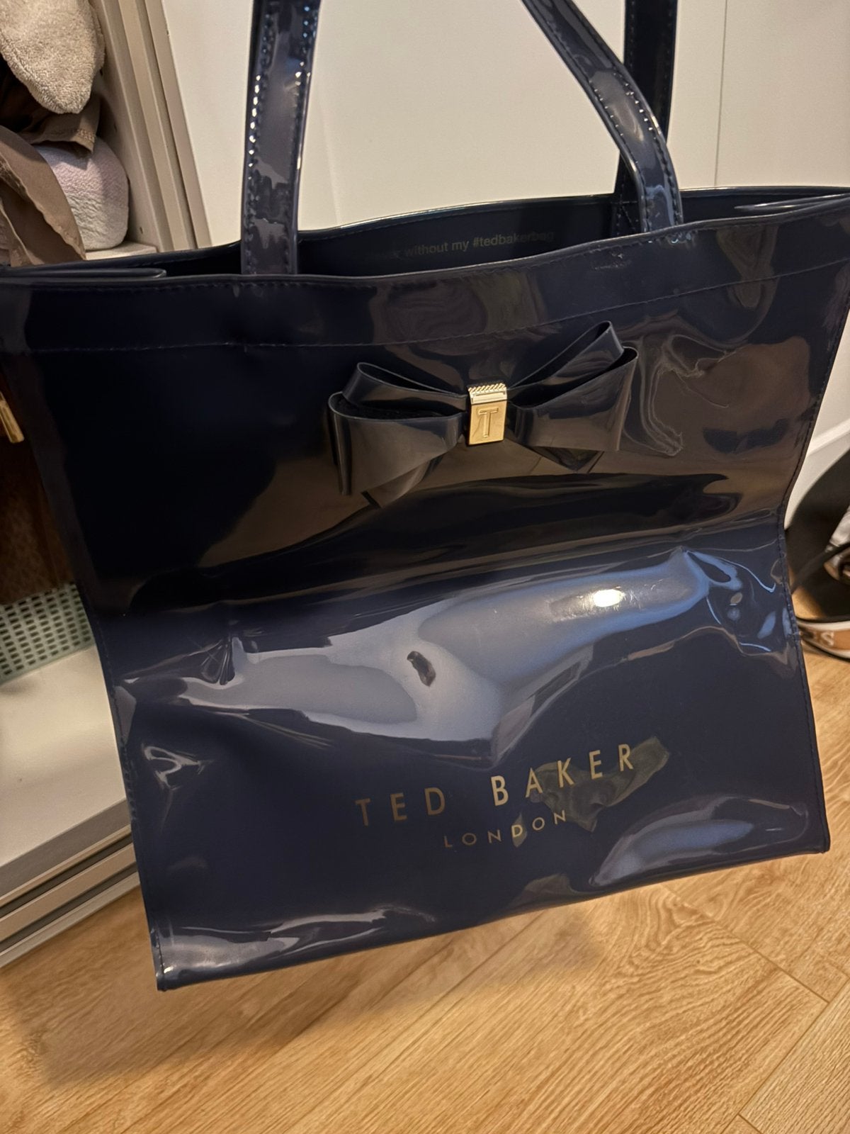 Ted baker tas en make up tasje, Ophalen of Verzenden, Zo goed als nieuw, 30 cm of meer